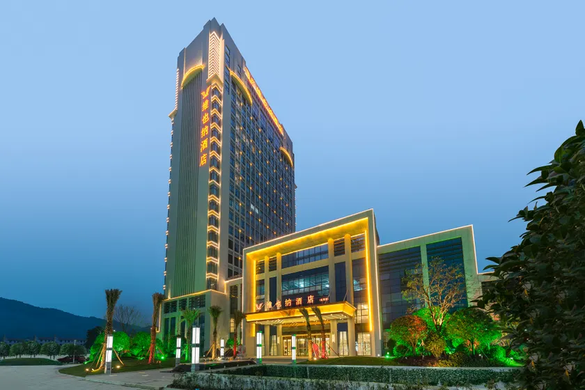 ViennaHotel - Image 1