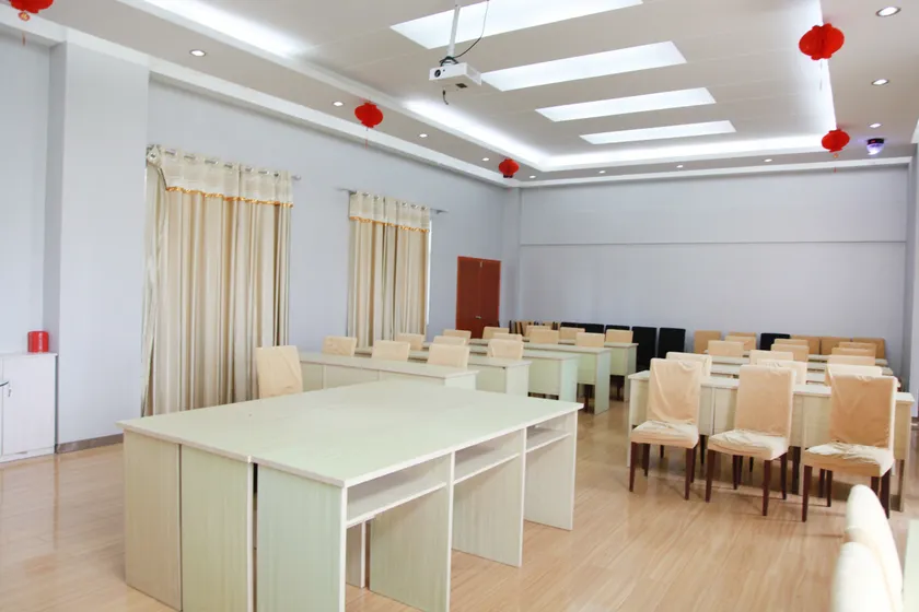 7UP City Hotel (Wuhan Dongxihu Branch) - Image 1