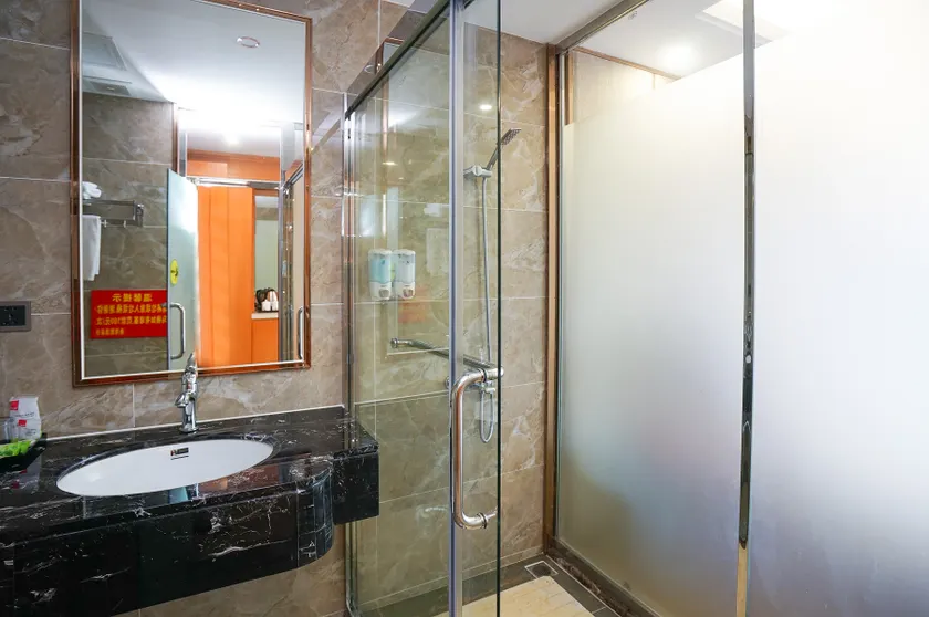 Harbour Residence Hotel (Dalingshan Square Branch) - Image 1