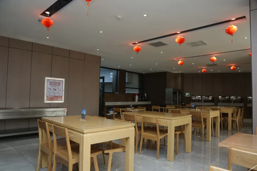 Jinhai Business Hotel - Image 1