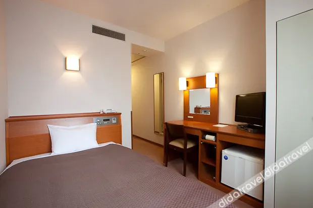 Nagoya Garland Hotel - Image 1