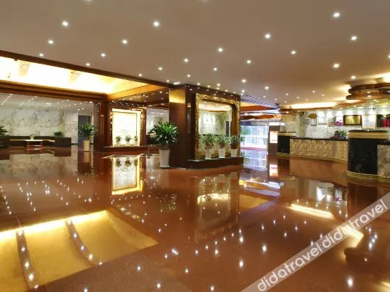 Ji Hotel Liuzhou Diwang Xintiandi Yuejin Road - Image 1
