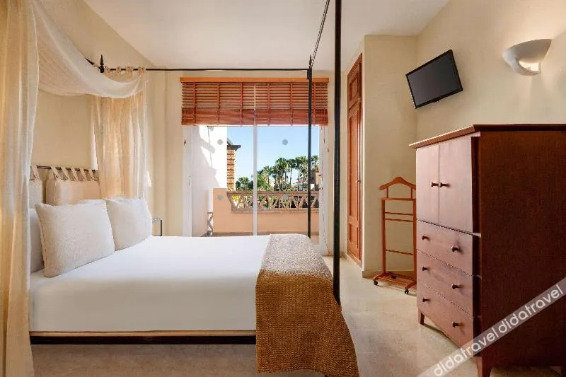 Wyndham Grand Residences Costa del Sol - Image 1