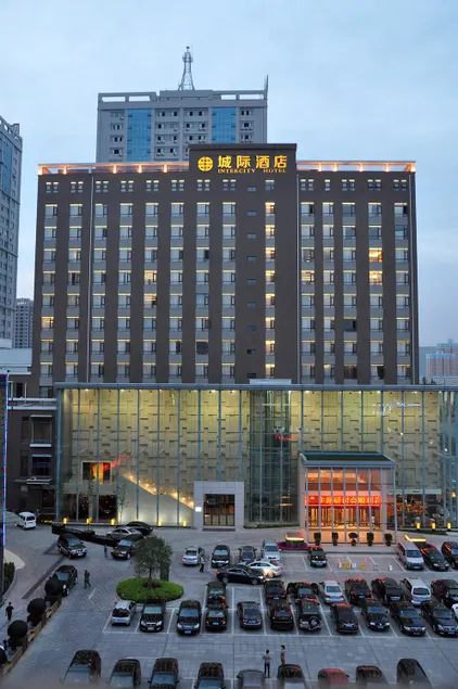 Intercity Hotel - Image 1