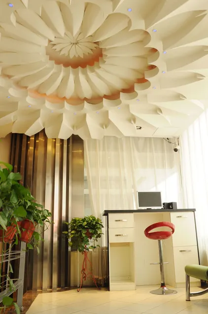 Homeinn Selected (Shijiazhuang Vientiane City Xinbai square subway station store) - Image 1