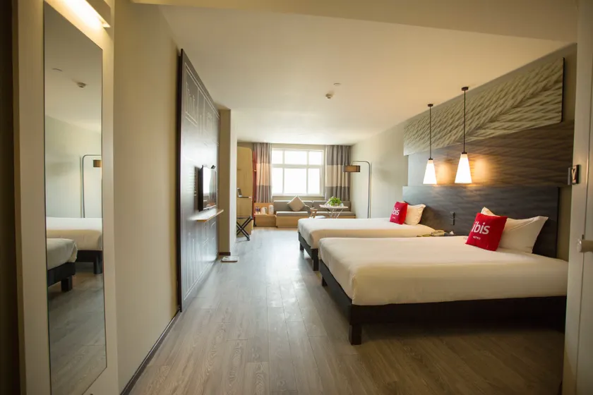 Ibis Xi'an First Gaoxin Rd Hotel - Image 1