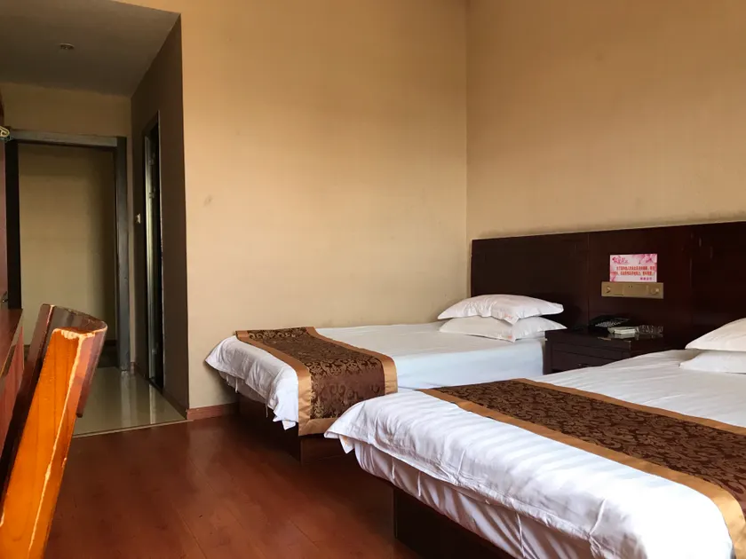 Manting Hotel - Image 1