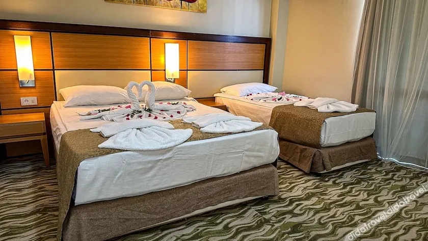 Prenses Sealine Beach Hotel - Image 1