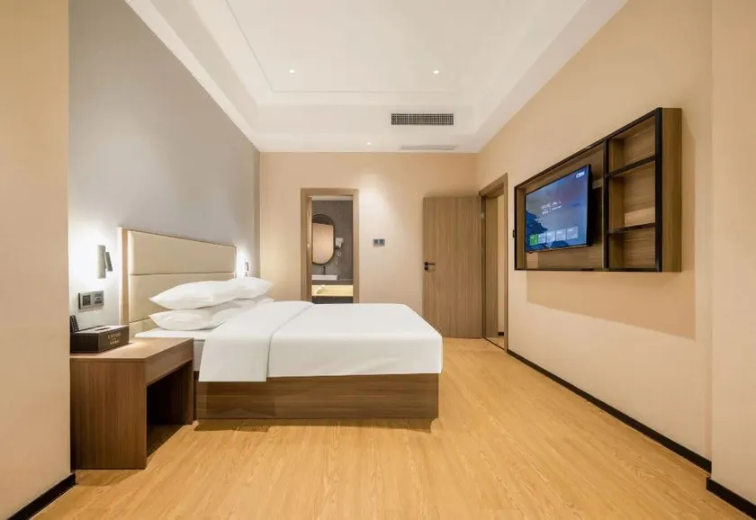 Yayue Hotel (Yulin Rongxian Railway Station Branch) - Image 1