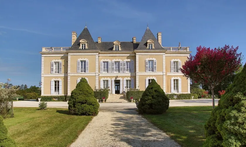 Domaine De Pouzelande B&B - Image 1