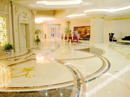 Long Wish Hotel International - Image 1