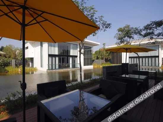New Summer Palace Hotel - Image 1