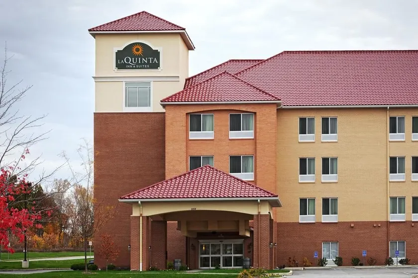 Spark by Hilton Plainfield Indianapolis Airport - Image 1