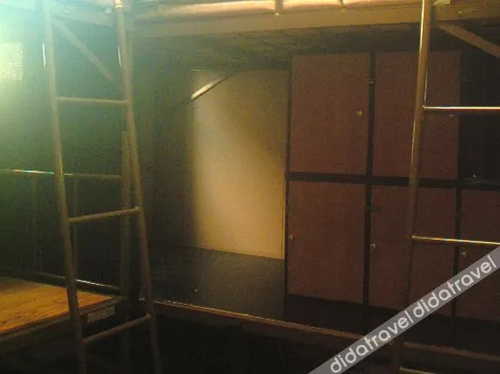 Orange Inn - Image 1