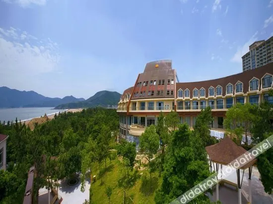Golden Sands Holiday Hotel - Image 1