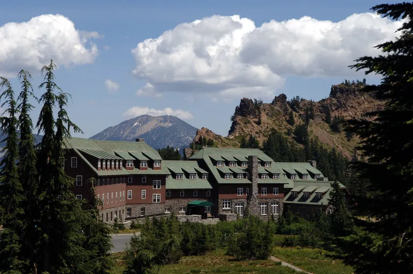 Crater Lake Lodge - Image 1