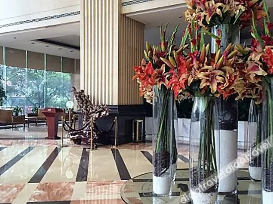 Royal City Hotel Guiyang - Image 1