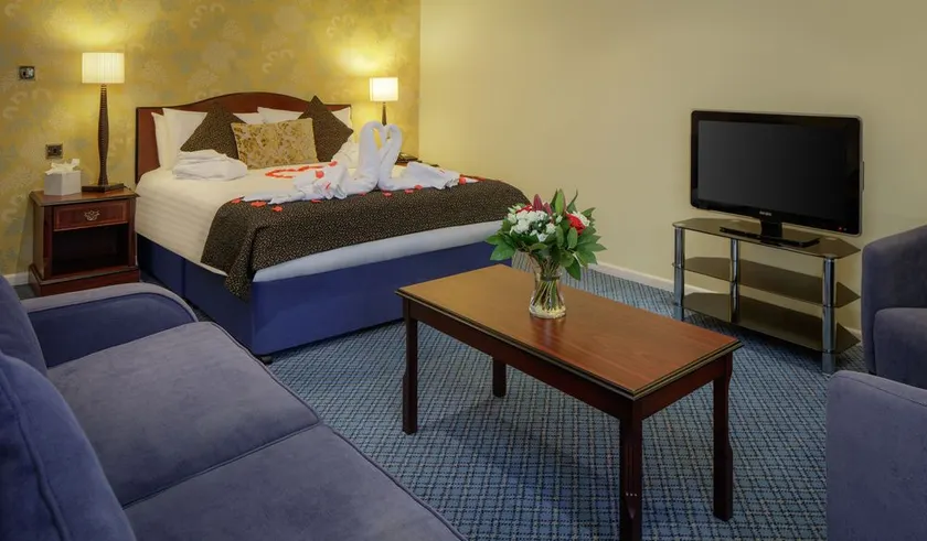 Oxford Witney Hotel - Image 1