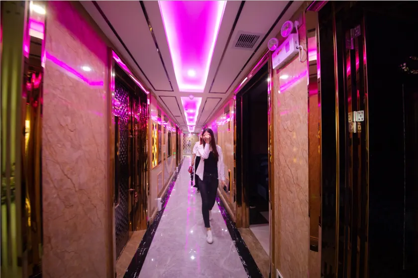 Xiyuelai Hotel - Image 1