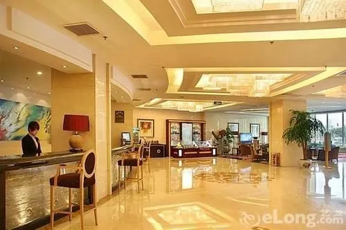 Li Jing Hotel Downtown - Image 1