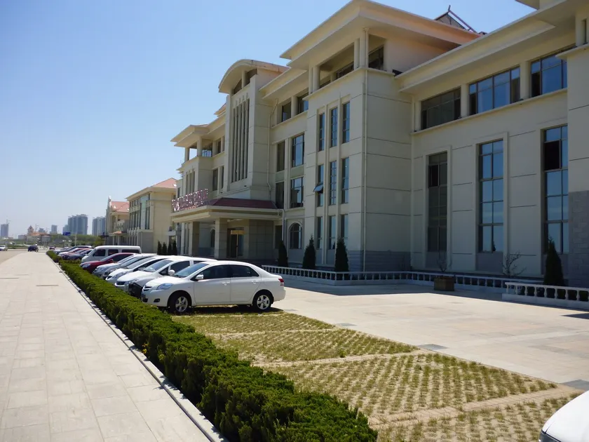 Haitian Beach Holiday Hotel Yantai - Image 1