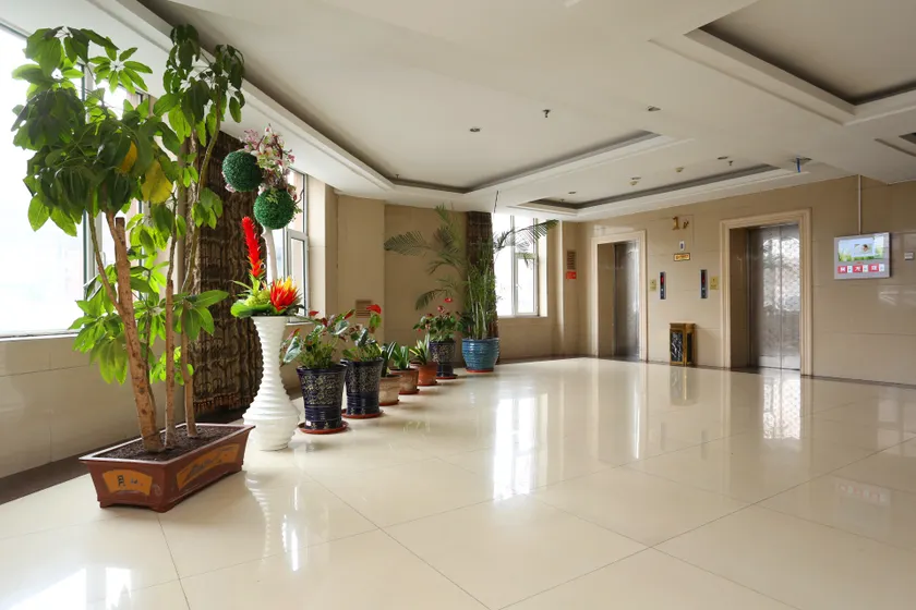 Fugui Hotel (Qingnian Road Zhubang City Plaza Branch) - Image 1