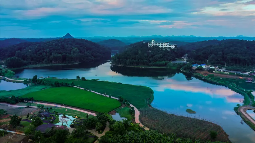 Mingdu Shanju Boutique Hotel - Image 1