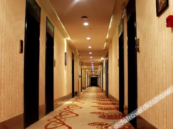 Lanzhou Lantinjager Hotel - Image 1