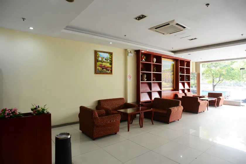 Huashu Yi Hotel (Shanghai Fengxian Sports Center) - Image 1