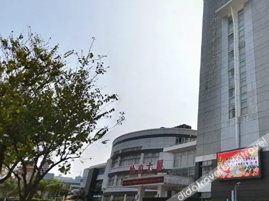 Yishan Meiyuan Hotel - Image 1