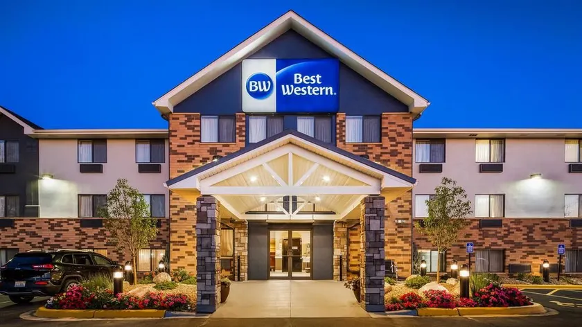 Best Western Eden Prairie Inn - Image 1