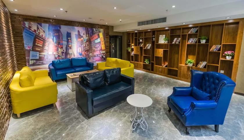 Loft The Boutique Hotel - Image 1