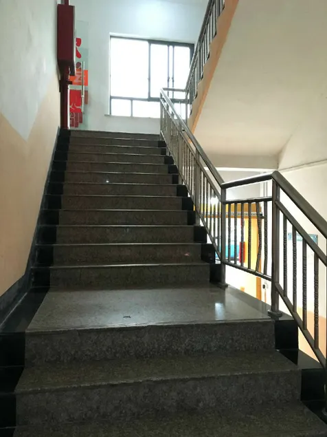 Xinglan Hotel - Image 1