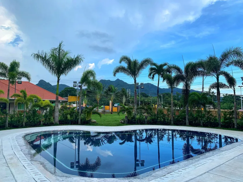 3 Peaks Resort & Boutique Hotel - Image 1