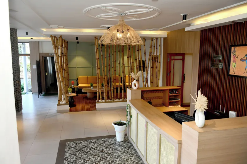 Hotel Valna Estate Himalyan View Kausani By HRG - Image 1