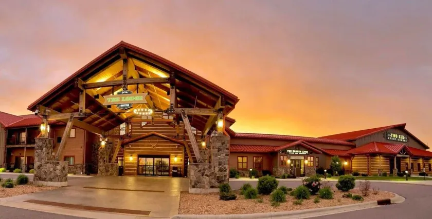 The Lodge at Mauston - Image 1