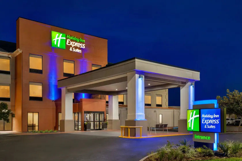 Holiday Inn Express & Suites Opelousas by IHG - Image 1