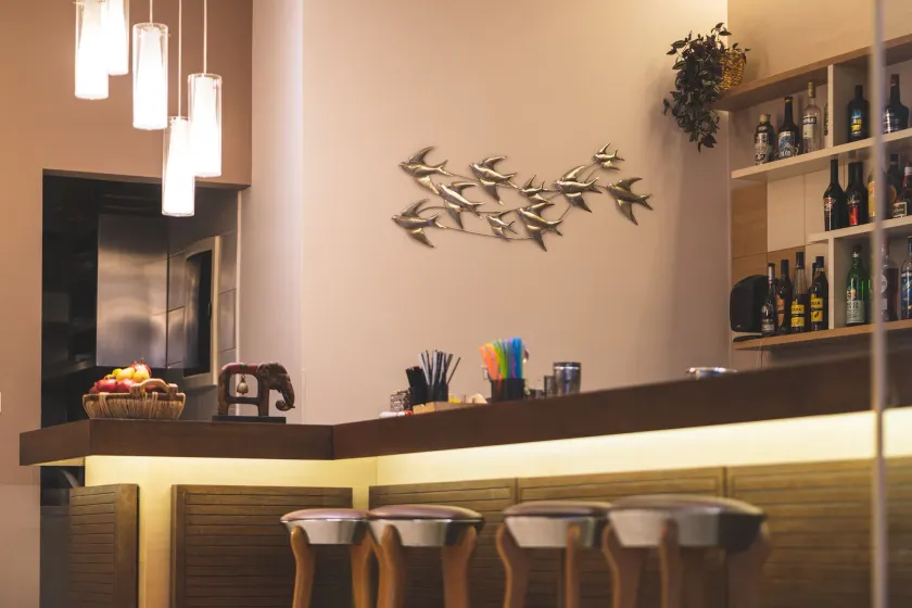 Helios Apartments - Entrada (vista interna)