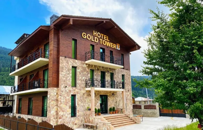Hotel Gold Tower - Image 1