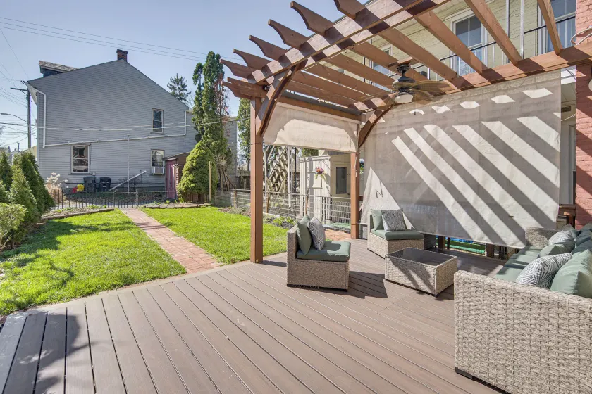 Walk to Dtwn & Rail Trail: Family Home in Lebanon - Image 1