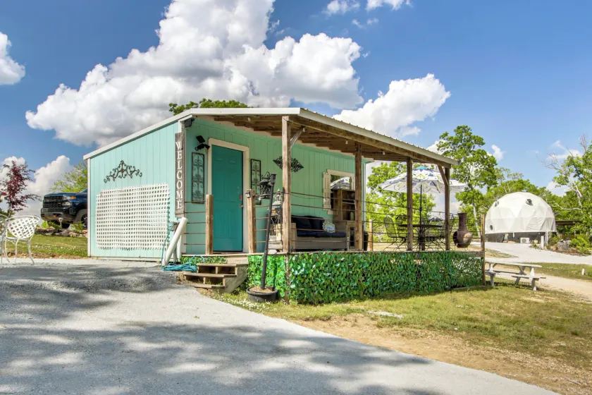 Couple's Retreat w/ Creek Access in Rogersville - Image 1