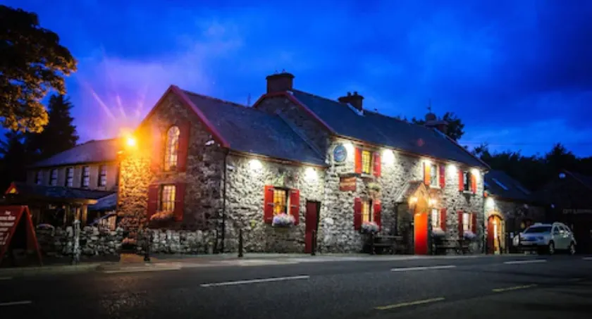 The Garrandarragh Inn - Image 1