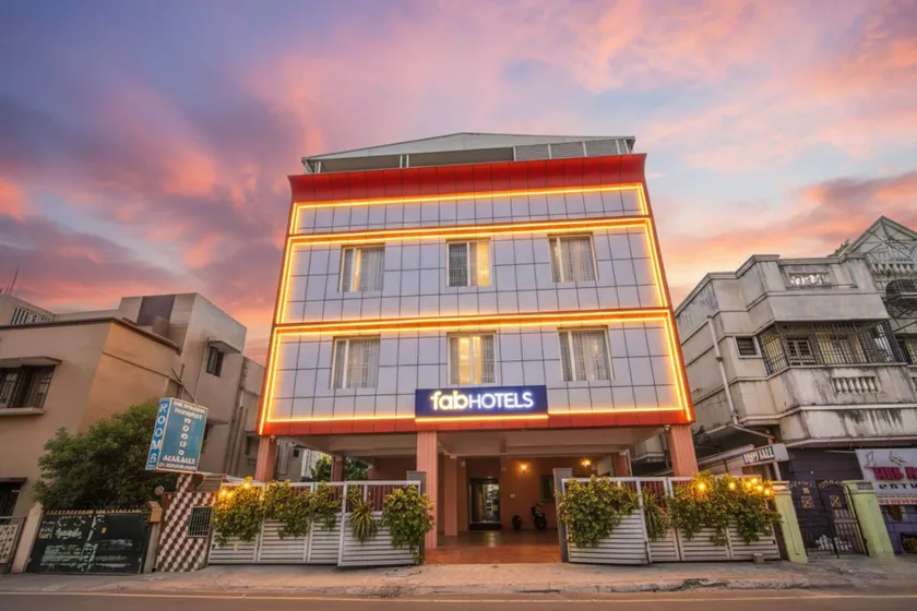 FabHotel Sri Krishna Residency - Nr Chennai International Airport - Image 1