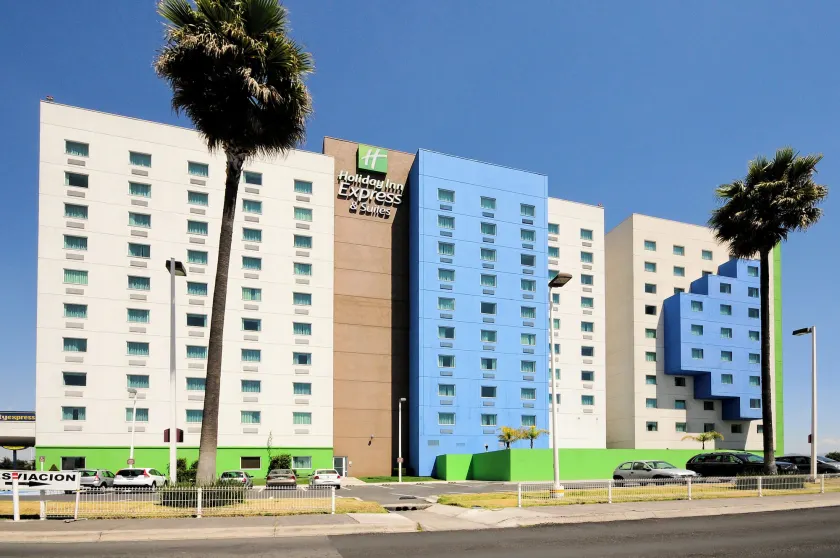 Holiday Inn Express & Suites Toluca Zona Aeropuerto by IHG - Image 1