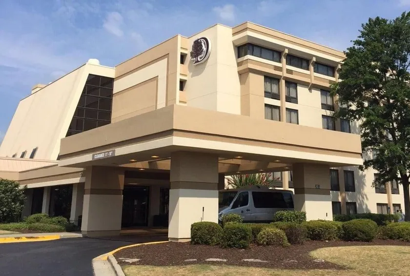 DoubleTree by Hilton Hotel Augusta - Image 1
