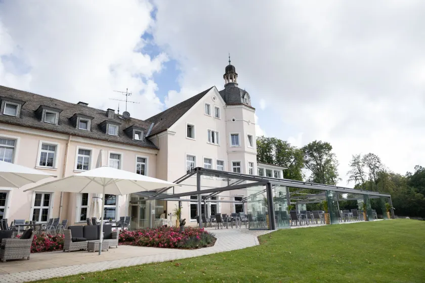 Hotel Haus Delecke - Image 1