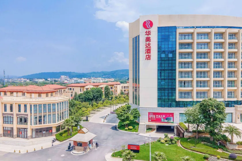 Ramada by Wyndham Kunming YiLiang - Image 1