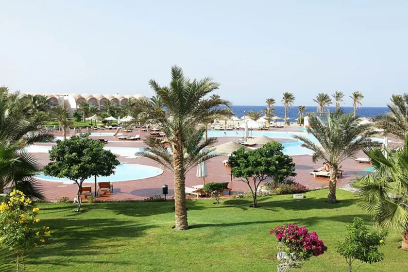Three Corners Sea Beach Resort - Image 1