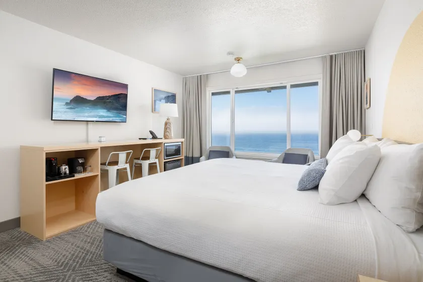 Surfland Hotel - Image 1