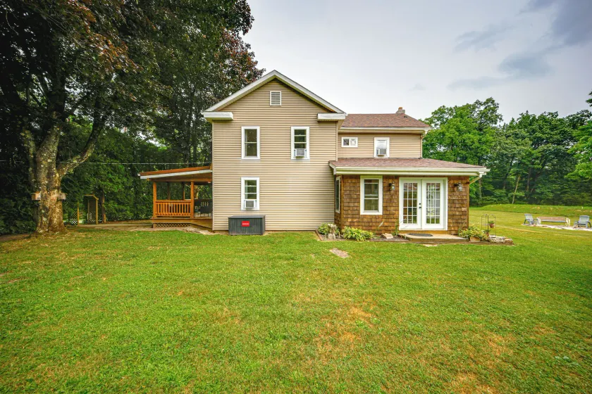 15 Mi to Penn State: Hideaway w/ Fire Pit! - Image 1